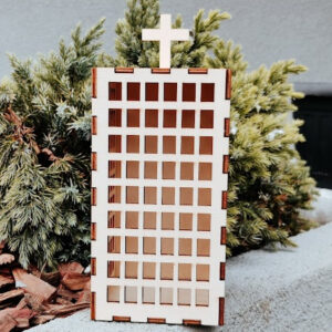 Lesena lanterna za sveče