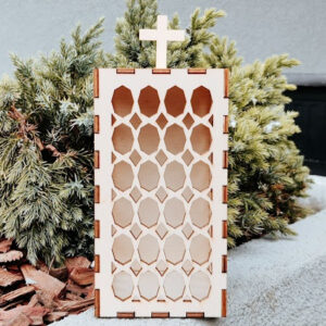 Lesena lanterna za sveče