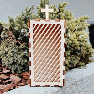 Lesena lanterna za sveče